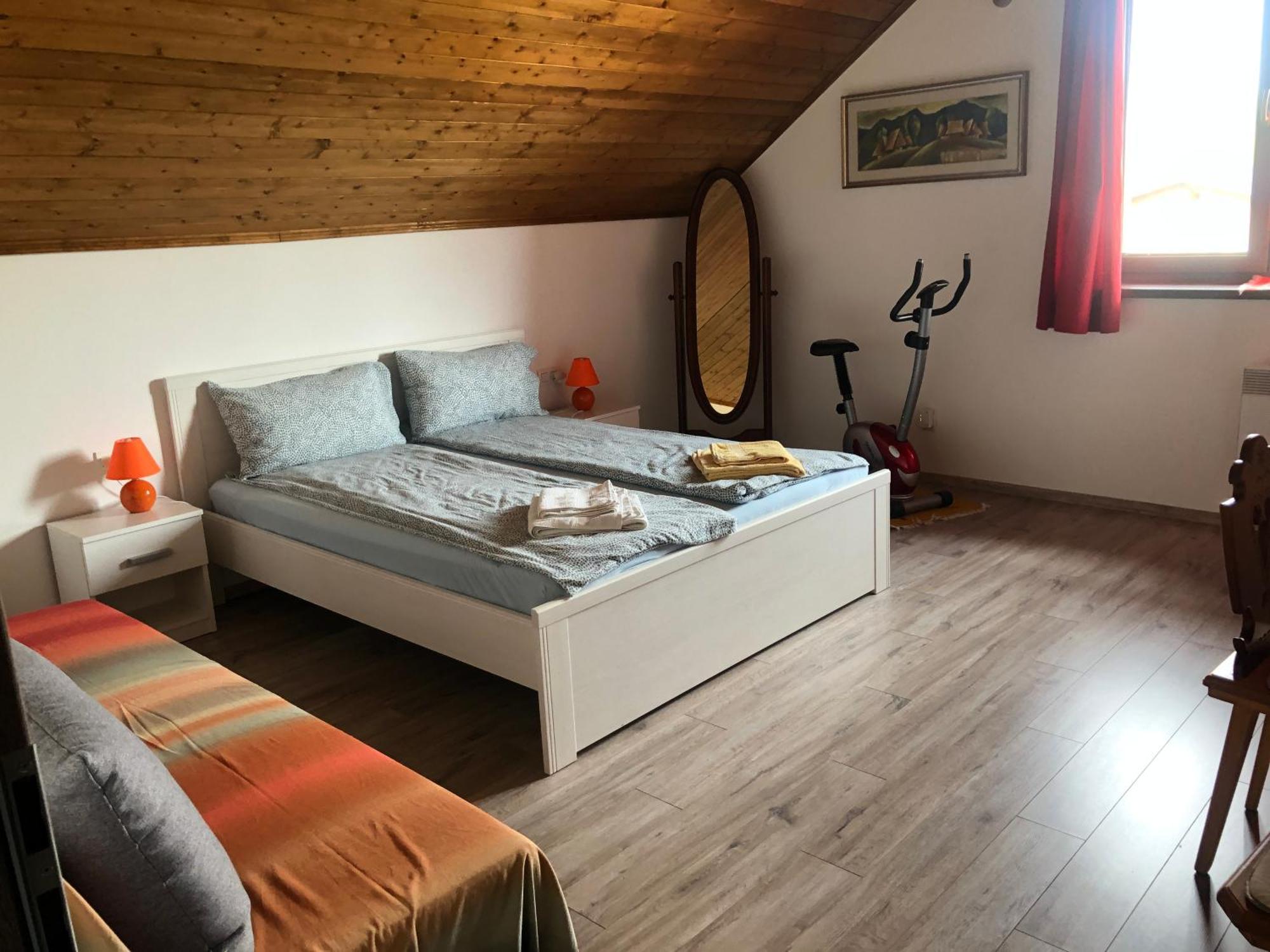 Casa Spas Banska Bystrica Exterior photo